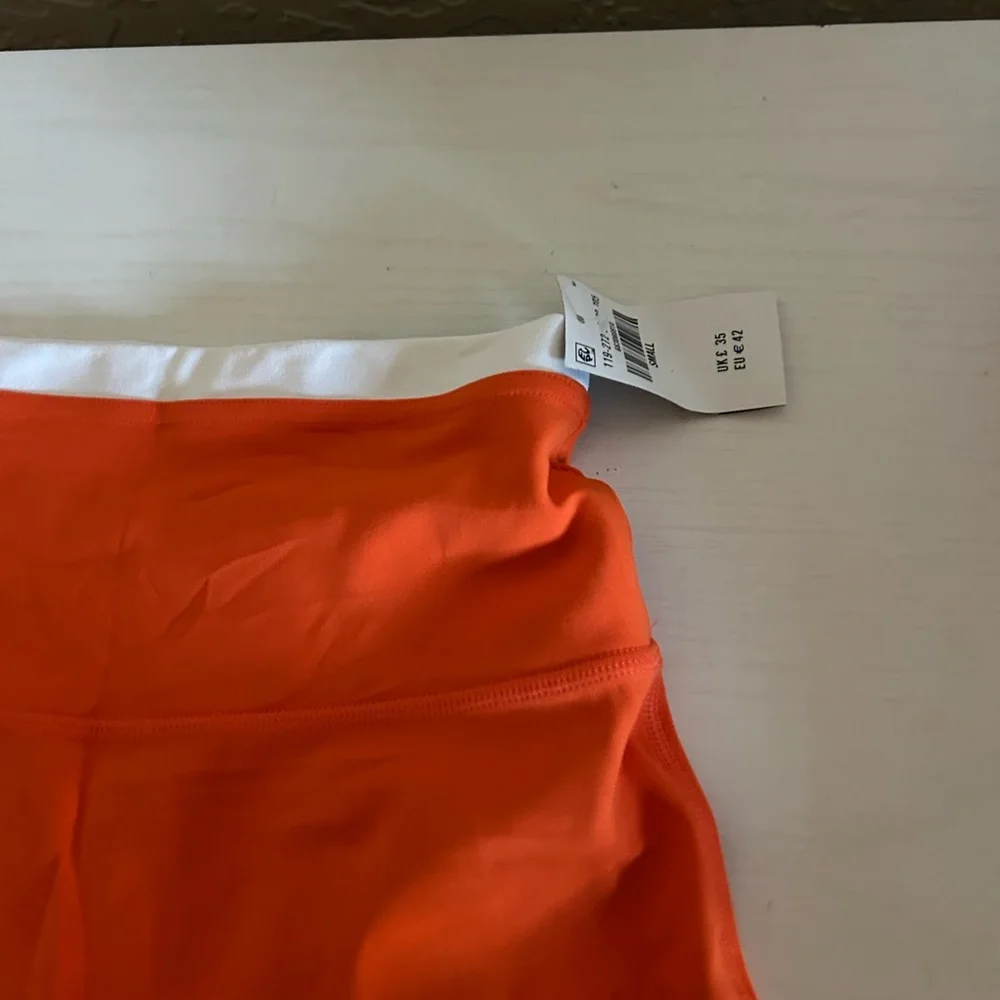 NWT Abercrombie bike short - Picture 3 of 8